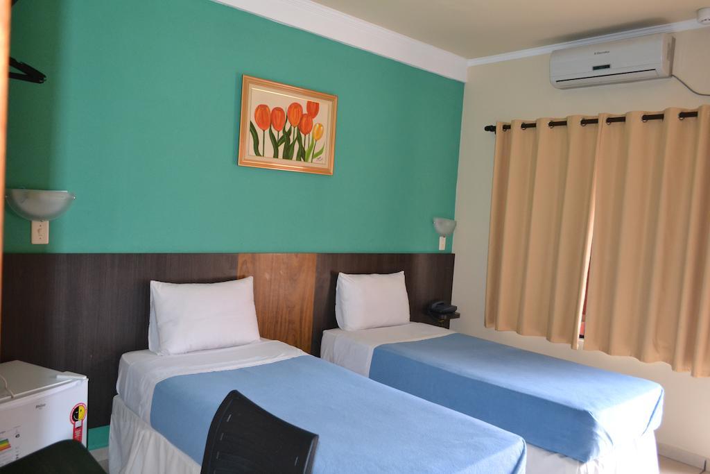 Hotel Poloni Itapetininga Δωμάτιο φωτογραφία